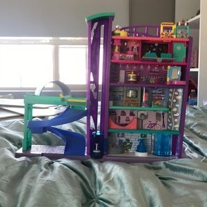 Polly pocket mall
